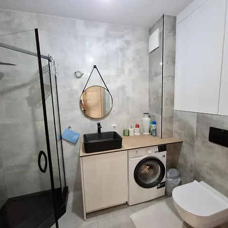 Apartment Mieszkanie 2 Pokojowe Z Ogrodkiem Miejsce Postojowe Na Zewnatrz Nr 126
